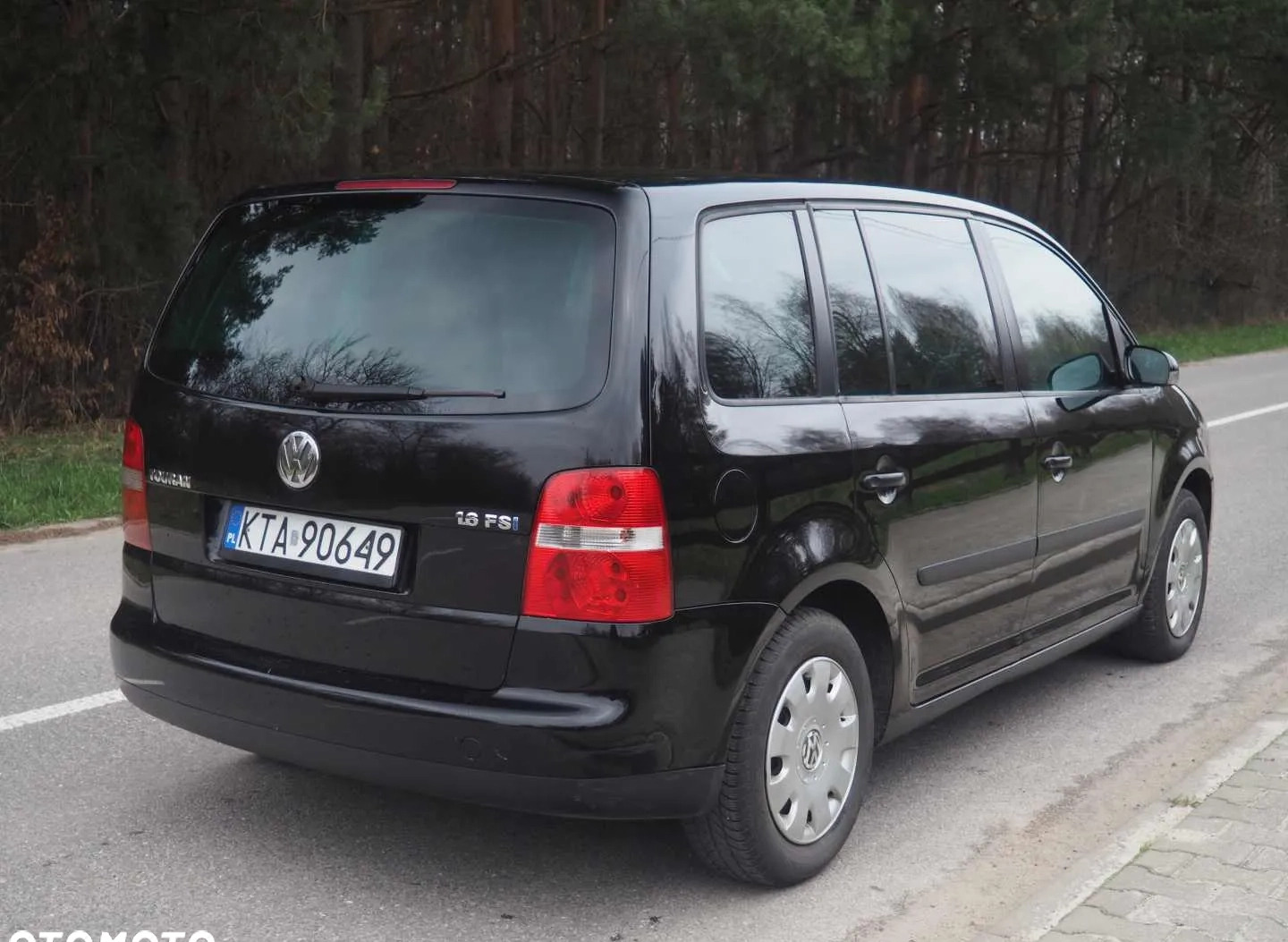 Volkswagen Touran cena 11900 przebieg: 228240, rok produkcji 2003 z Rzepin małe 704